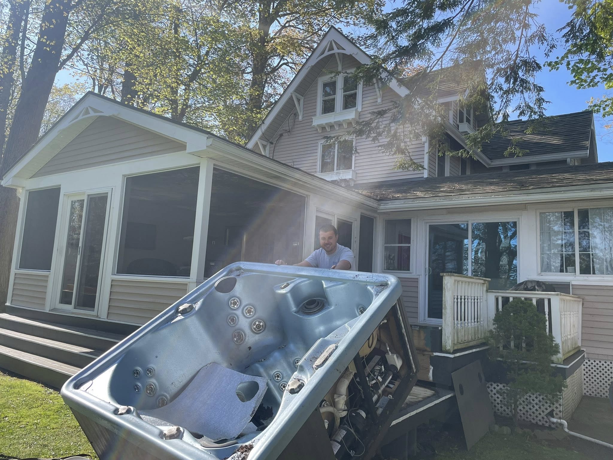 John from J&J Hot Tub Moving Service on the job